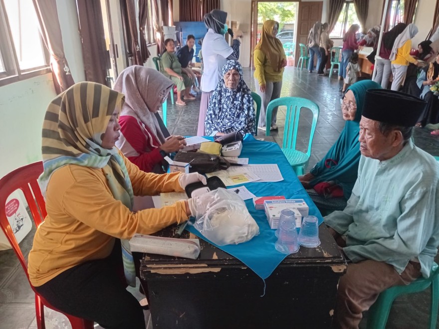 Kegiatan Posyandu Lansia Kampung Tunggal Warga